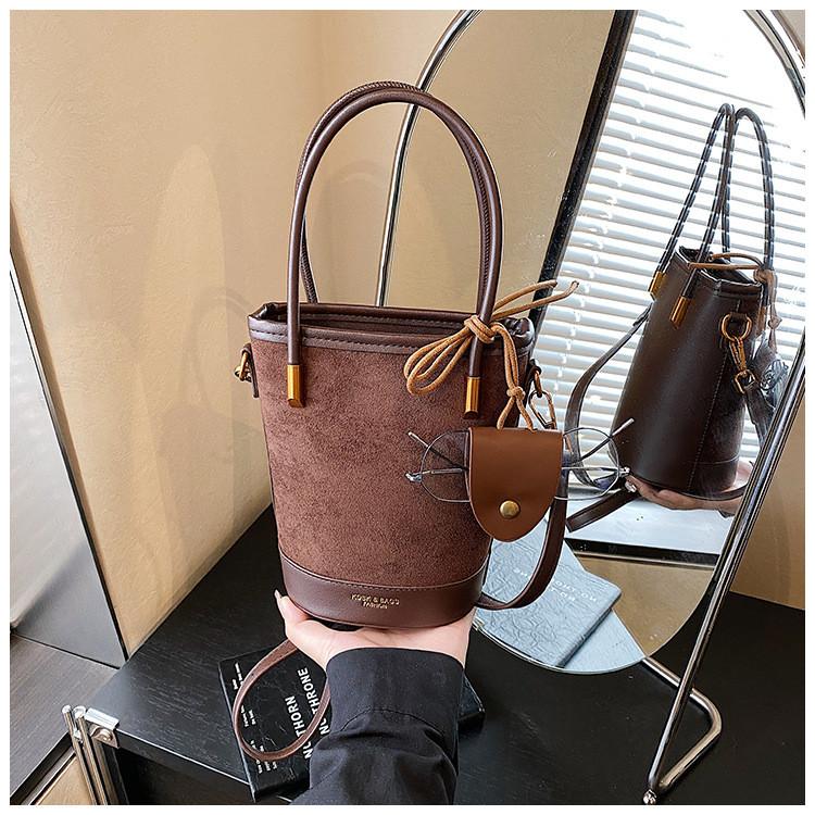 IELGY Ladies Messenger Bag Autumn Winter Retro Suede Portable Bucket Bag