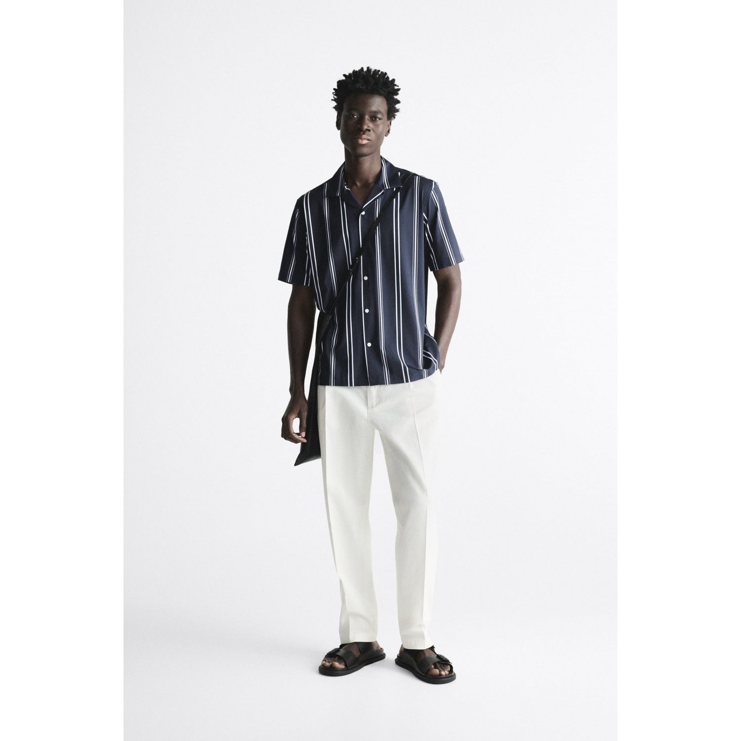 

STRIPED ELASTIC SHIRT