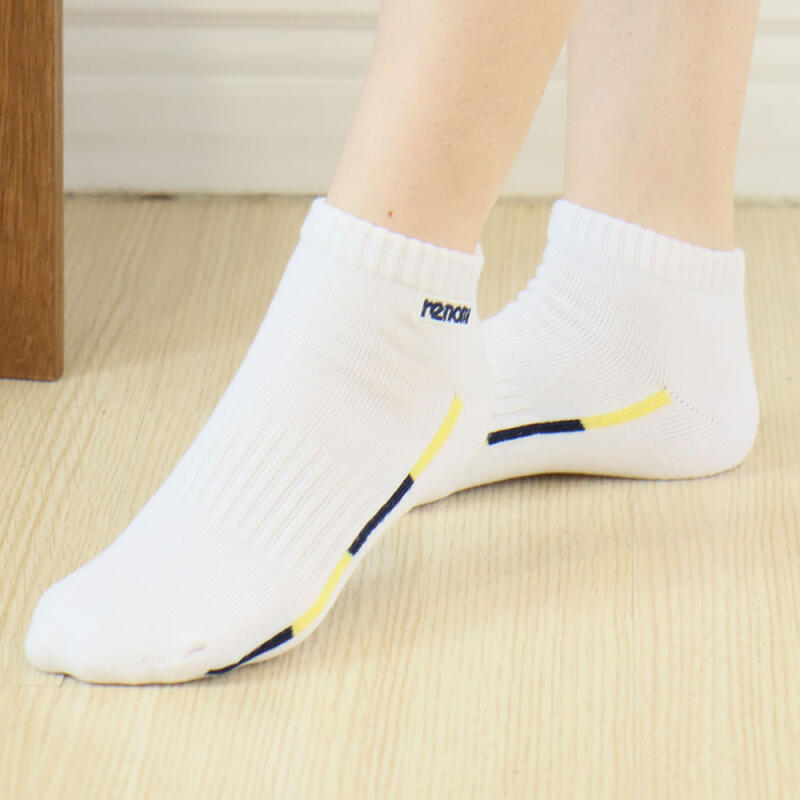RENOMA Women s Sports Line Sneaker Socks (3 Pairs) FREE