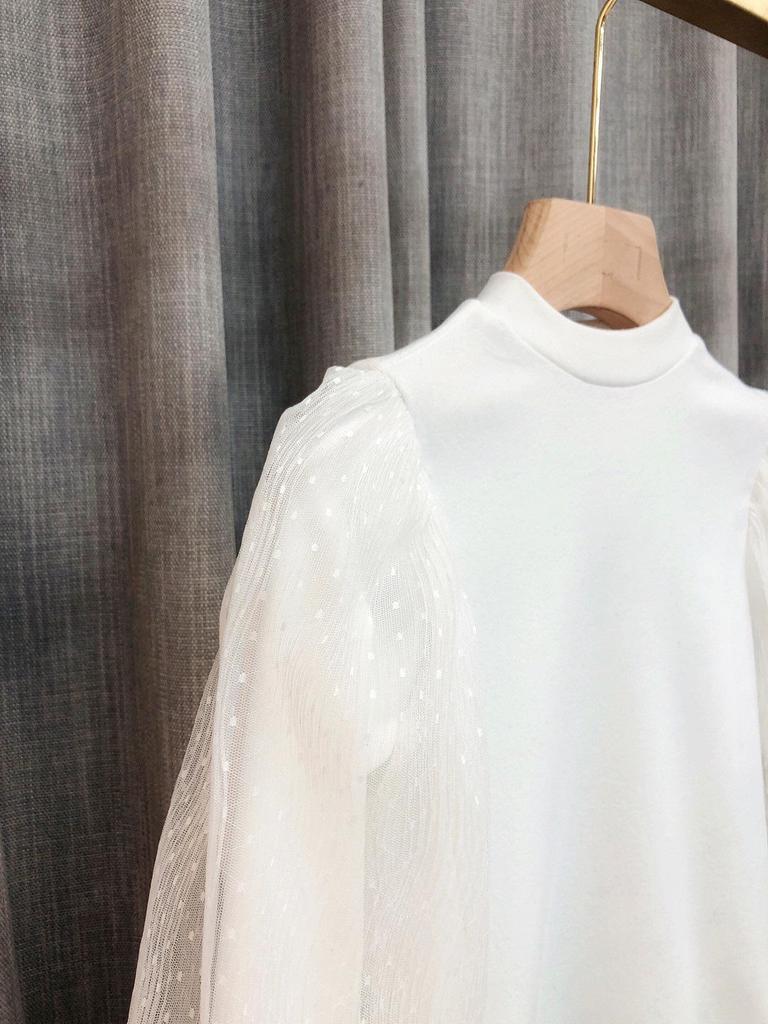 Girls' Puff Sleeve Long-Sleeve Base Layer Shirt - Solid Color, Autumn/Winter, Princess Style Pullover.