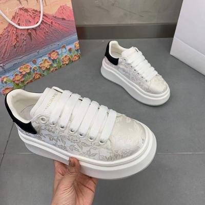 Little White Shoes Women's Spring Versatile Thick-soled Small Height-increasing Shoes Super Fire Sports Casual Muffin Board Shoes
