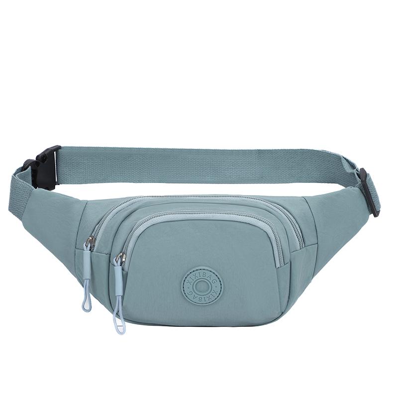 

Lightweight Women s Outdoor Chest Bag – Rainproof Nylon Waist Pack for Hiking Running & Sports Use