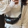 Large Capacity Horn Bag Women's 2025 New Korean Version Ins Retro Shoulder Messenger Bag Niche Commuter Dumpling Bag