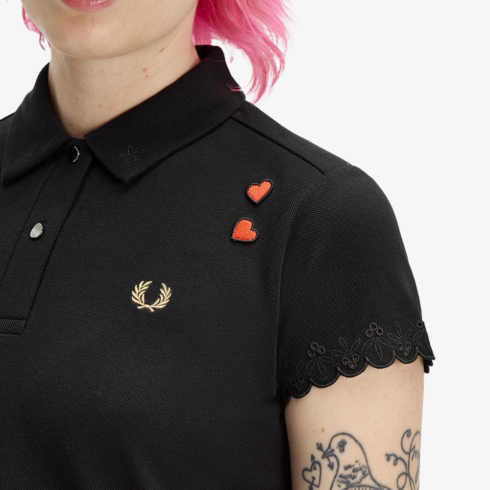 FRED PERRY [Amy Winehouse] Embroidered Detail Polo Shirt - Black/White Afpf2612137-102