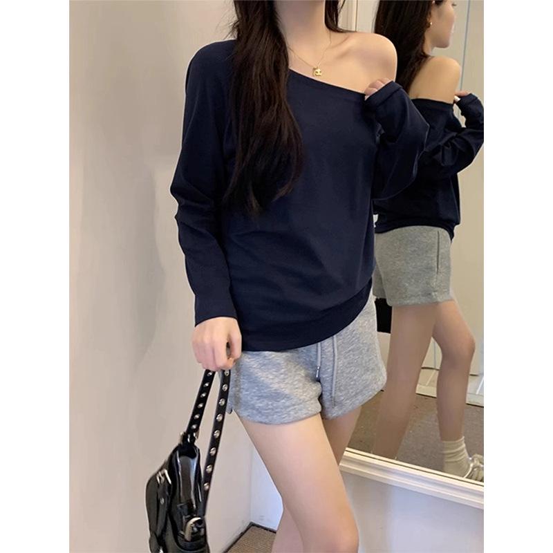 Elegant White One-Shoulder Long-Sleeve Loose-Fit Women's Autumn/Winter Top
