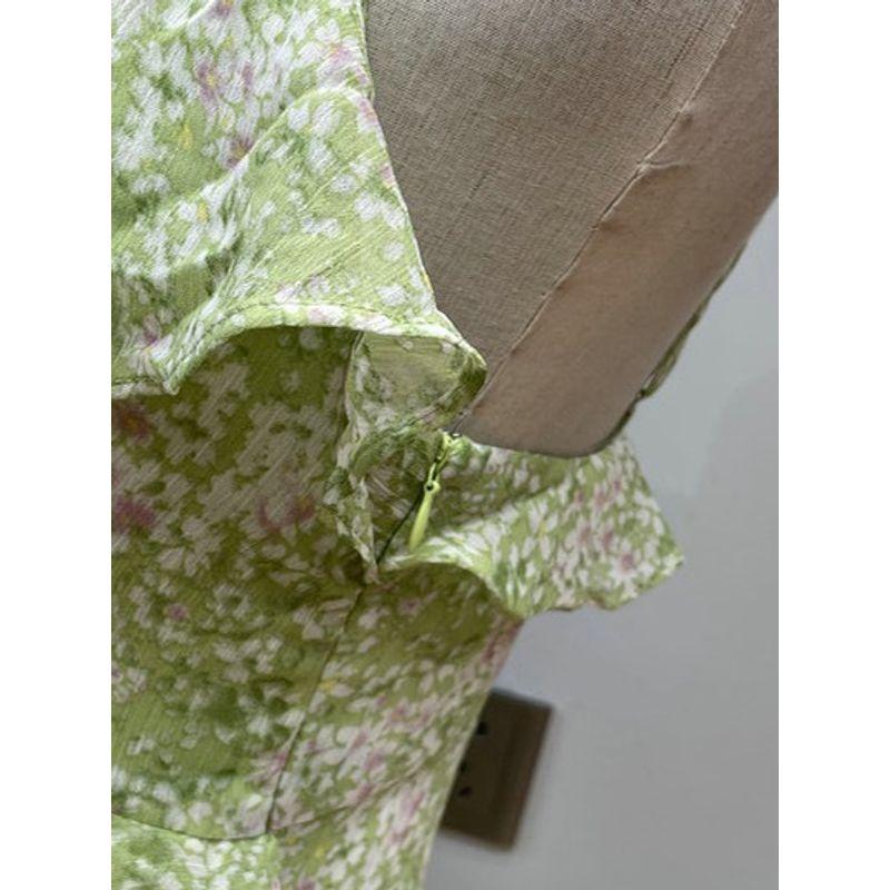 Spring and Summer Standard American Single ASTR Fresh Oxygen Feeling Green Frill White Floral Sling Fairy Dress