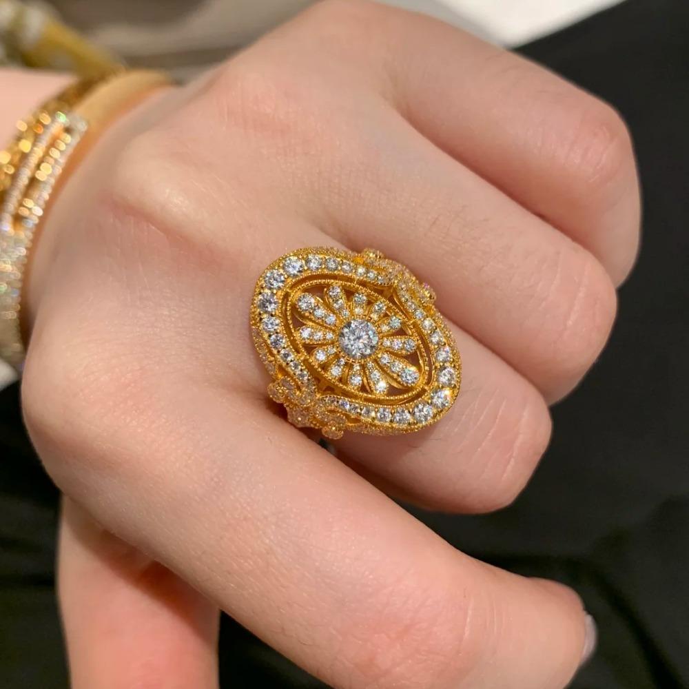 

Retro Chic Open Ring Floral Daisy Lace Pattern High Carbon Diamond Firework Hollow Beaded Edge for Women adjustable