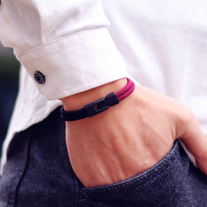Nový románový pánský náramek provazový dvouvrstvý barevný náramek pirátský náramek doplňky Homme Erkek Bileklik Braslet Rouge Boyfriend Gift