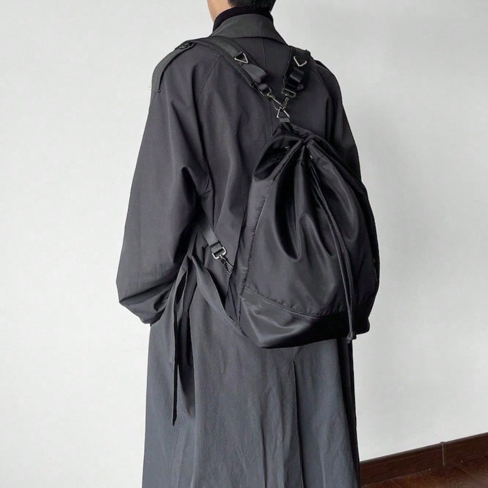 Sacs seaux à une et deux bretelles, Sac à dos minimaliste tendance pour le rangement pour hommes et femmes black multicolore