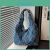 Chic And Trendy Women's Tote Bag With Unique Patterns Perfect For Daily Casual Use
