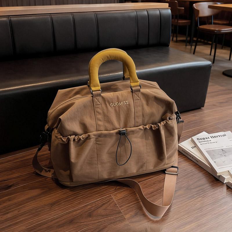 Minimalist Travel Duffel Bag with Front Pocket Large Capacity Weekend Casual Carry On Bag