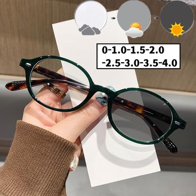 Women's Trendy Pochromic Myopia Glasses Unisex Small Oval Frame Near Sight Eyeglasses Men Outdoor Discoloration Sunglasses
