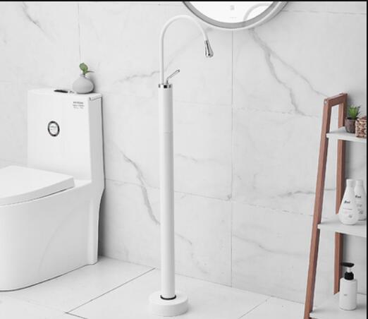 

Золотой кран для раковины в ванной, латунный напольный кран для ванны, кран для горячей и холодной воды, очень длинный черный кран для раковины с каплевидным дизайном белый