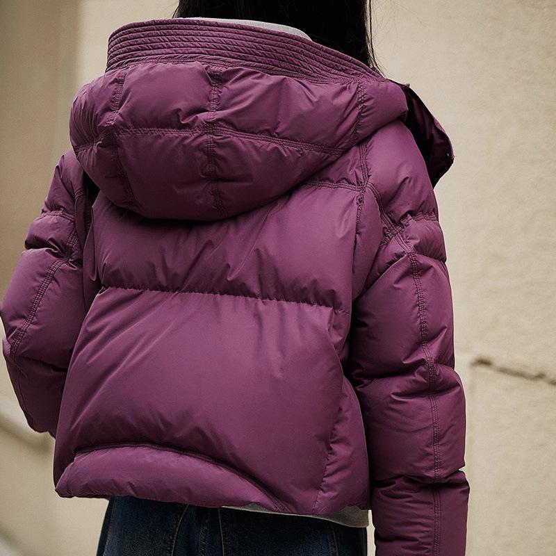 This is goose down jacket, fluffy puff white goose down, high-end hooded short down jacket, winter new women's clothing.