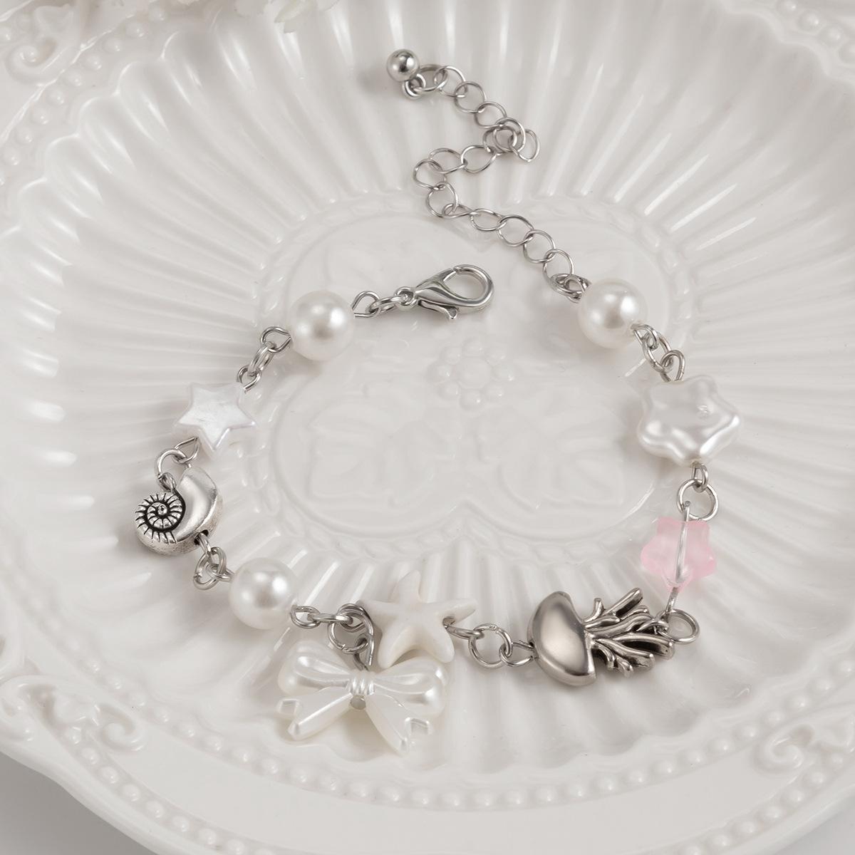 Sweet And Cool Imitation Pearl Bow Bracelet Lolita Bracelet Heart Strawberry Jewelry