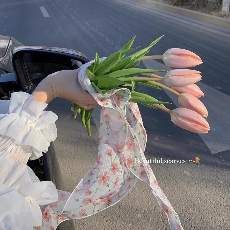 

Атмосфера Цветочный Шелковый Шарф Женский Галстук Повязка на Голову Кружевной Платок Премиум Фото Треугольный Шарф