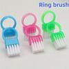 6 Stück Mini-Nagelringbürste, Fingerknopf-Staubbürste, Nail Art Werkzeug Kleine Bürste, Nagelhygiene/Schmuckpflege-Artefakt
