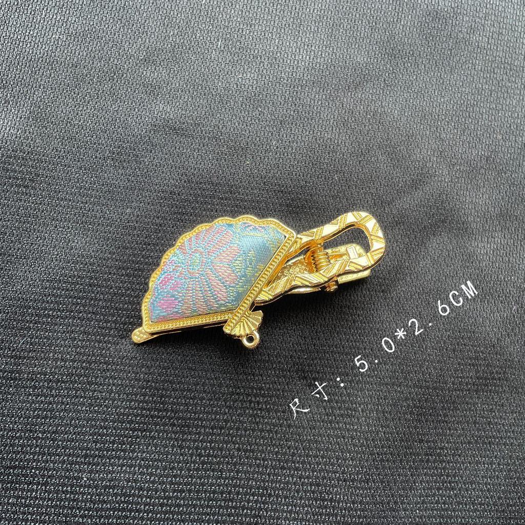 Handcrafted Song Brocade Hair Clip: Ancient Chinese Style Retro Duckbill Accessory