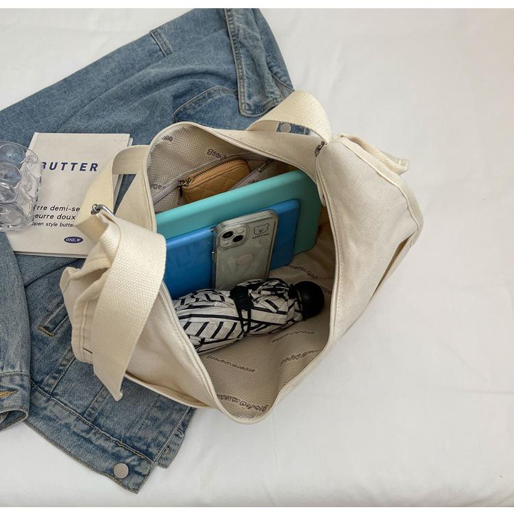 2024 Neue Japanische Cartoon Canvas Umhängetasche - Großes Fassungsvermögen, Vielseitiger Knödel-Stil für Studentinnen