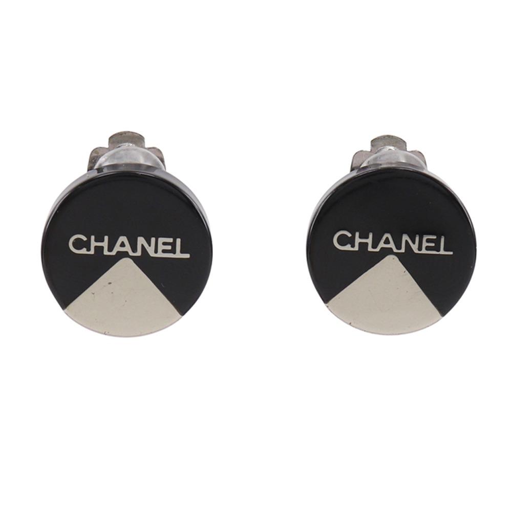 

CHANEL logo Earring Black / Silver plastic 7.2g Women Used