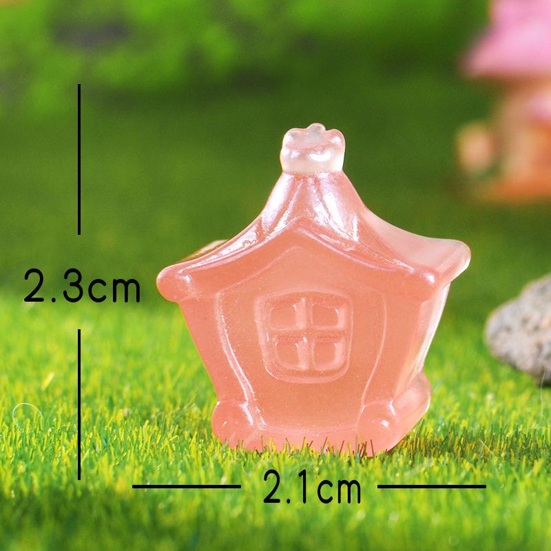 Micro-landscape Small Ornaments Luminous HouseCarriageGarden DecorationResin Mini Accessories