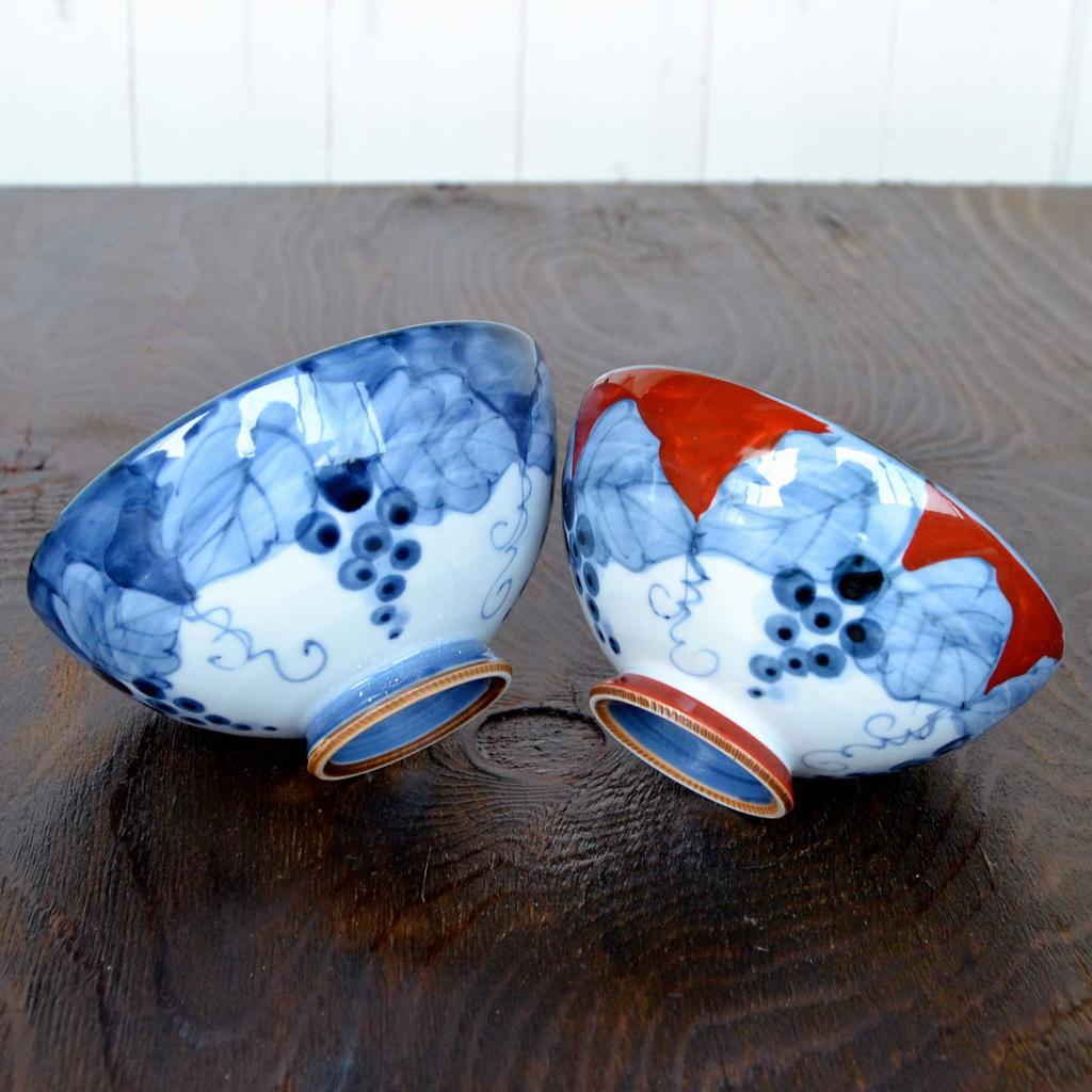 Tebollegave Arita Fuchino kommer i en kosmetikk laget i Japan Pargave, par, eske, stilig, varer, druer, eske,