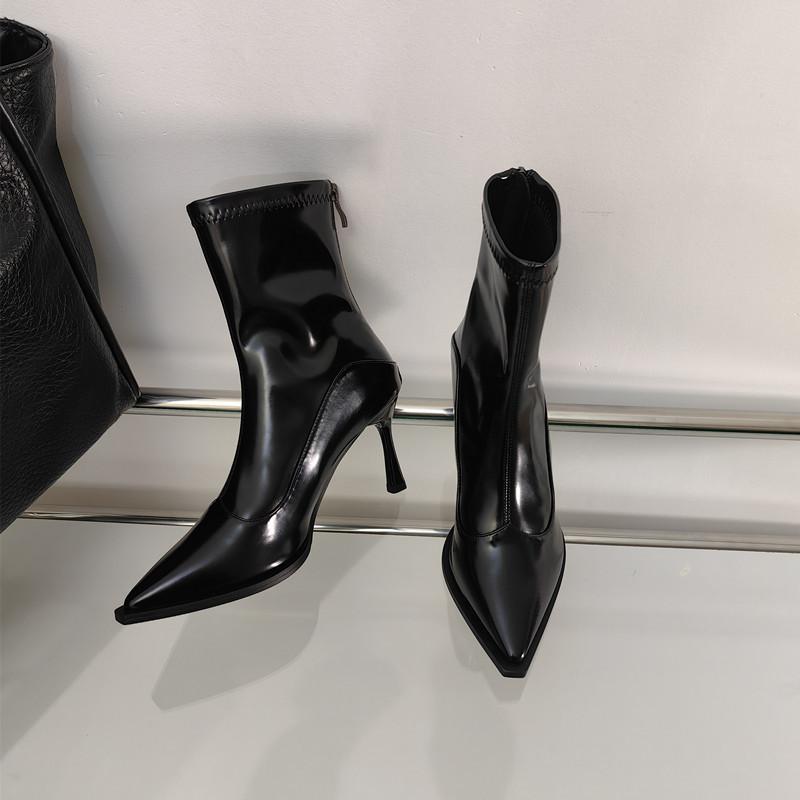 High-heeled short boots women's 2025 autumn and winter new Korean versatile pointed ankle boots thin boots French retro brown short boots