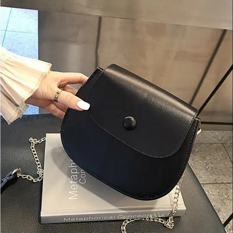 Mini Crossbody Bag Female Fashion Small Fresh Half-circle Saddle Bag Versatile Ins Single Shoulder Chain Bag Women Girls Cute Bag