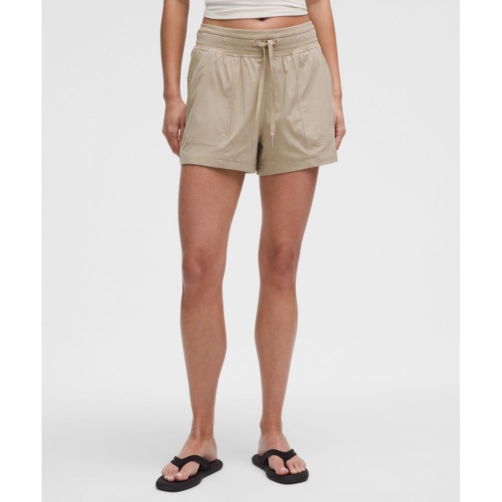 

Lululemon Танцевальная студия High Rise Short 3.5 Sheer Oak 8