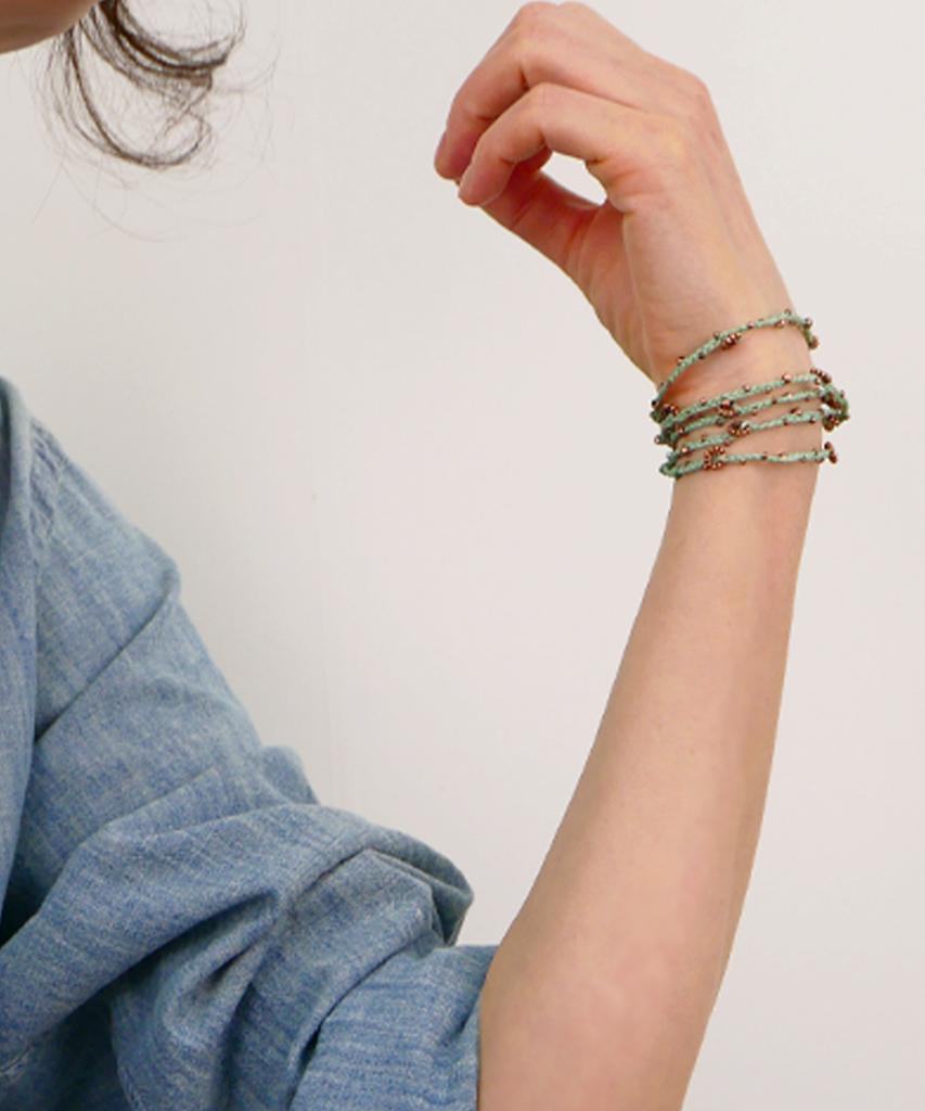 Wakami Life Is What Lab 0293 Knot Bracelet