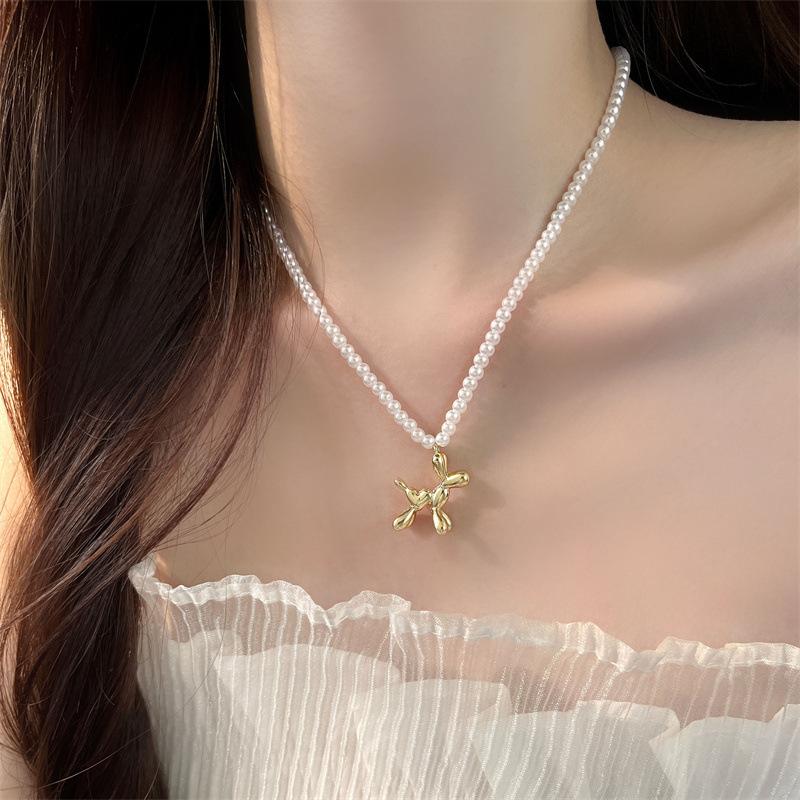 Balloon Dog Necklace Cute Animal Light Luxury Niche Exquisite High-end Temperament Simple Design Clavicle Chain Women's Model