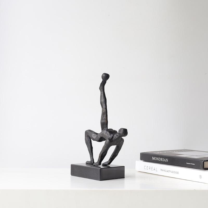 Character Statue Desk Decoration Minimalist Athlete Character Sculpture Metal Crafts Decoration Room Aesthetic Decoration