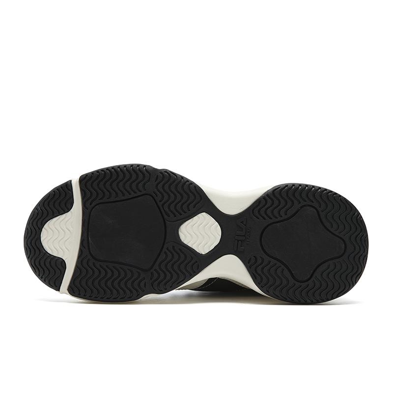 FILA BREAD Height Increasing Thermal Mid top Casual Shoes Women's Black White F12W541120FBG