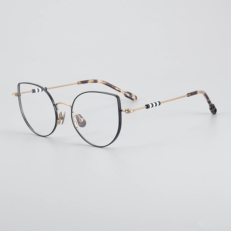 

Новые очки из чистого титана в оправе в форме бабочки, модные, индивидуальные, высокого качества, мужские и женские очки по рецепту для чтения