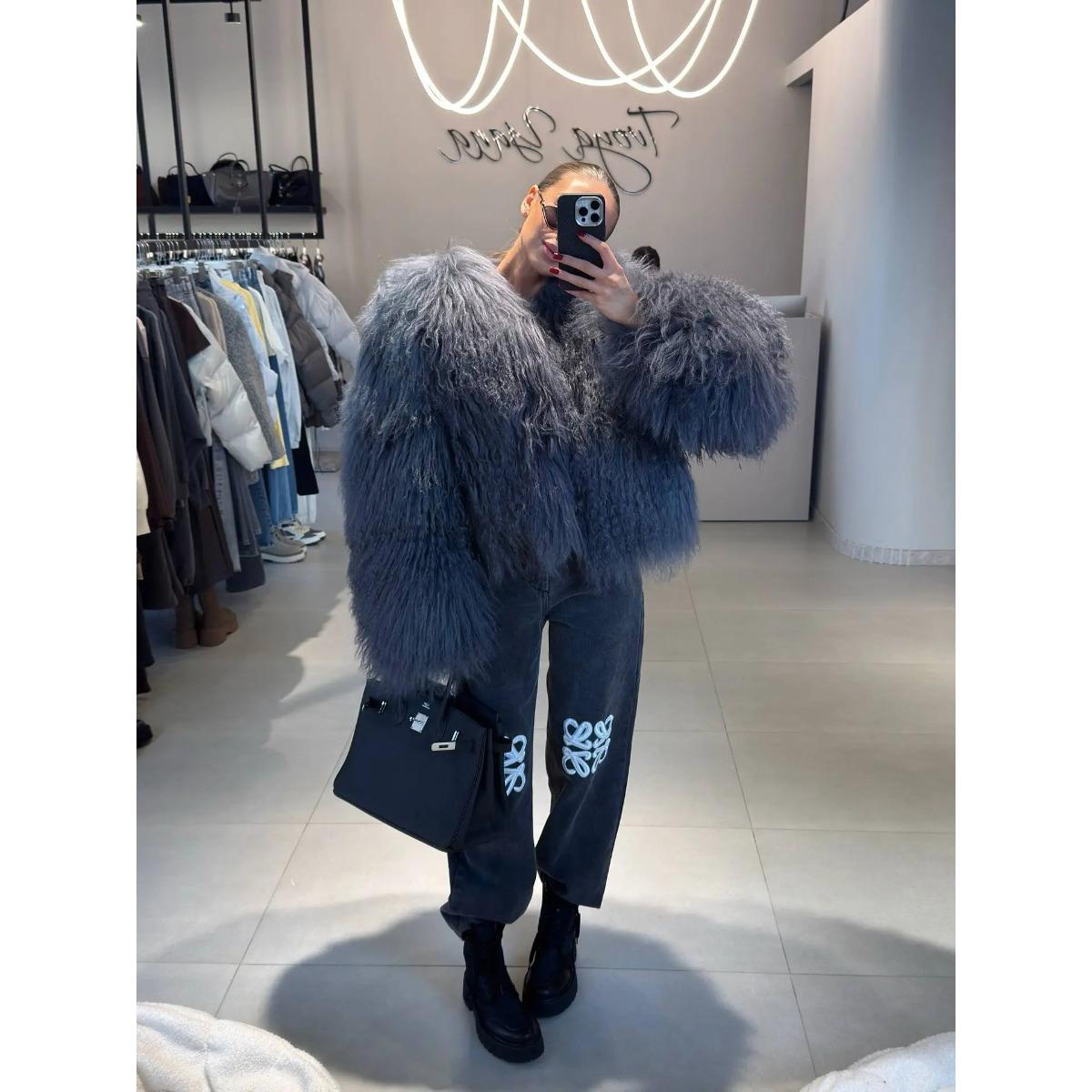 

Winter Fashion Women Fux Fur Coat Warm Short Long Hair Female Artificial Fur Jacket Versatile Curly Lady Lamb Fur Jacket 4XL світло-сірого кольору