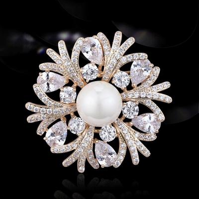 Exquisite Schneeflockenbrosche, Hochwertige Damen Luxuriöse und Elegante Perlenbrosche, Hochwertige Design-Brosche