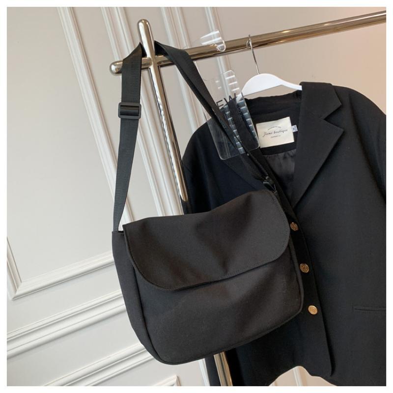 Canvas Postman Bag Damen Umhängetasche Einfache Umhängetasche Klappe Stofftasche Große Kapazität Tasche