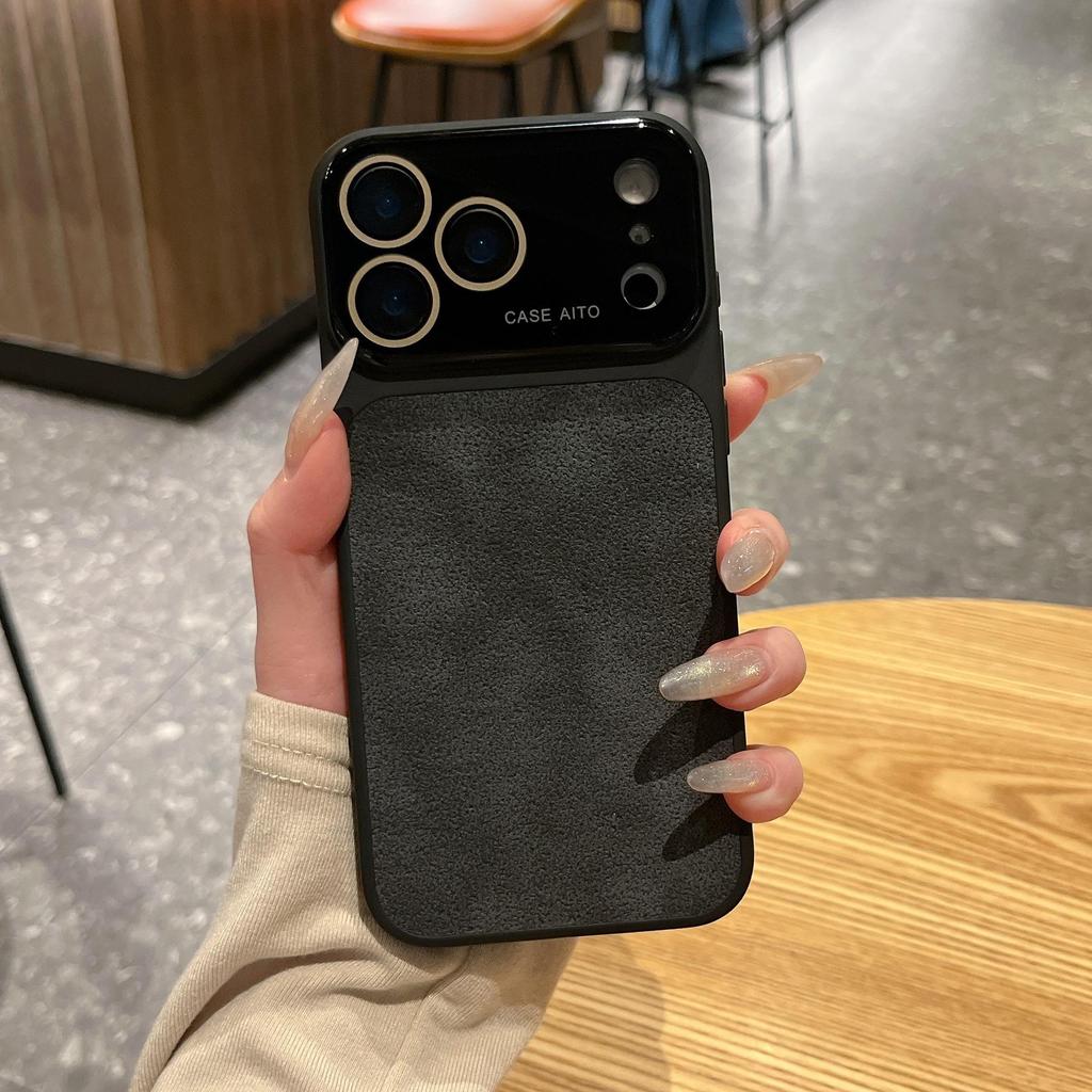 Retro High-Grade Leather Phone Case: Instantly Adapts from iPhone 17 to Fit iPhone 16 Pro Max for Autumn/Winter