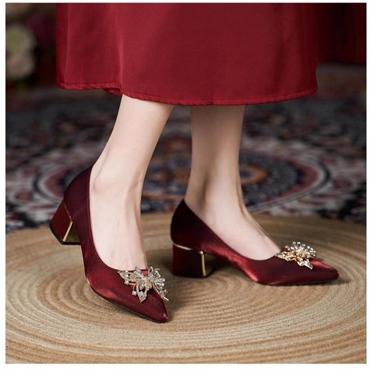 Fashion 2024 New Women's Elegant Designer Luxurious Rhinestone Decorated Letters Sexy Women's High Heels Women's Shoes