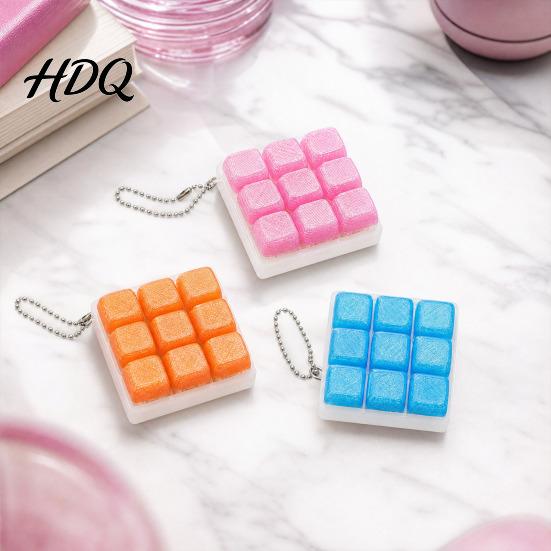 Stress Relief Toy 9-In-1 Keyboard Fidget with Ball Chain Push Gadget Button Finger Clicker Toy 9-Keys Keychain Anxiety Desk