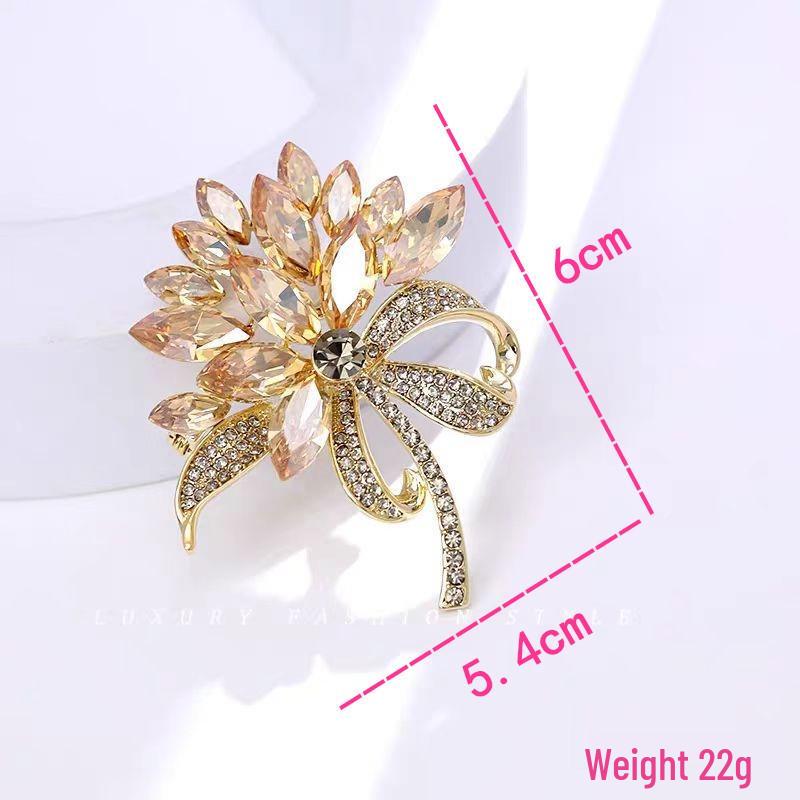 Exquisite Butterfly Rhinestone Brooch - Versatile 3D Floral Alloy Accessory for Women