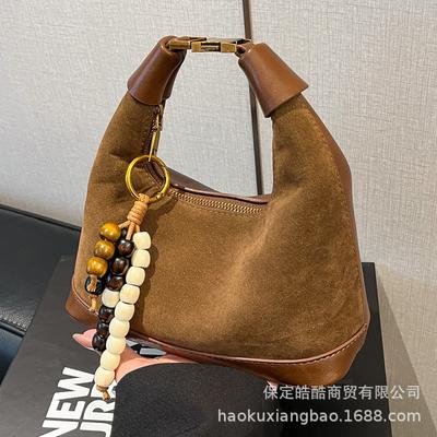 Premium Sense Niche Bag Women's Autumn and Winter 2025 New Matte Retro Messenger Bag Casual Explosion Portable Dumpling Bag