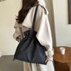 New Japanese and Korean Harajuku Oxford cloth large capacity solid color fashion casual drawstring pleated bucket shoulder bag