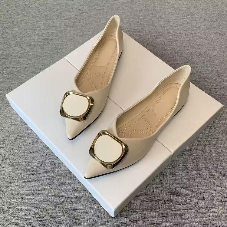

Туфли-лодочки женские с мелким вырезом 2025 весна новые универсальные четырехсезонные остроносые одинарные туфли мягкая подошва квадратная пряжка женская обувь удобные туфли Doudou 39
