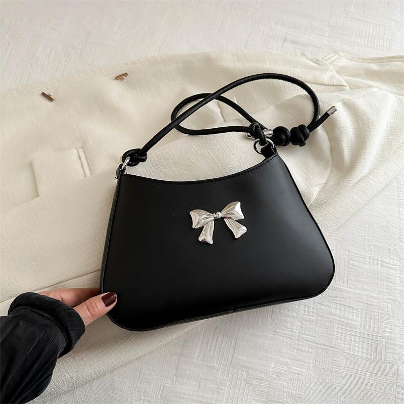 2024 New Style Women's Handbag Street Fashion Chain Crossbody Bag With Butterfly Knot Unique Personality Shoulder Bag