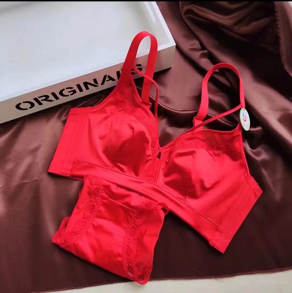 Sexy Rimless Rabbit Ear Cup Bra Comfortable Large Chest Small Push Up Underwear Set