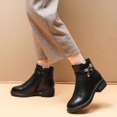 2024 New Autumn and Winter Versatile Fashion Boots Round Toe Solid Color Chelsea British Style Pu Solid Color Women's Boots