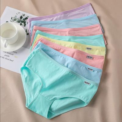 Bielizna damska Candy Color Wygodne wysokiej jakości bawełniane majtki Majtki w średnim stanie Oddychające majtki w dużych rozmiarach