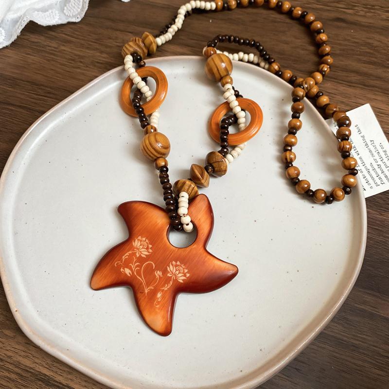 Bohemian Wood Bead Star Pendant Necklace Handmade Hypoallergenic Boho Accessory for Women Birthday Gift Daily Wear