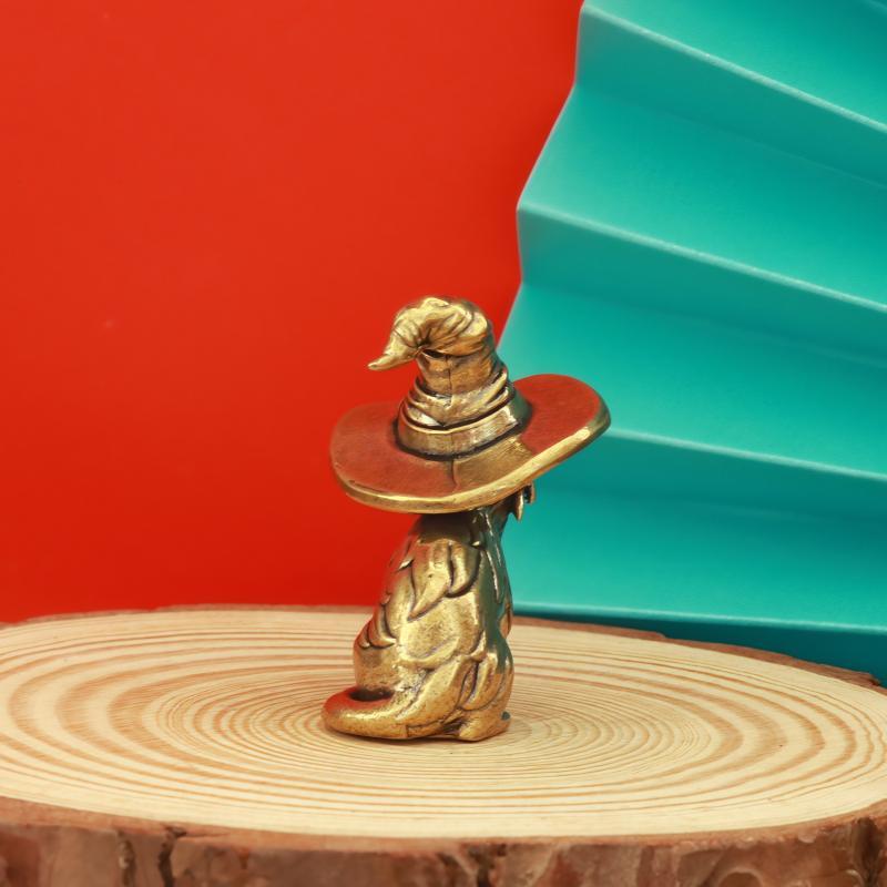 Brass Wizard Cat Figurine Delicate Carved Details Vintage Finish For Halloween Home Desk Decor Gifts